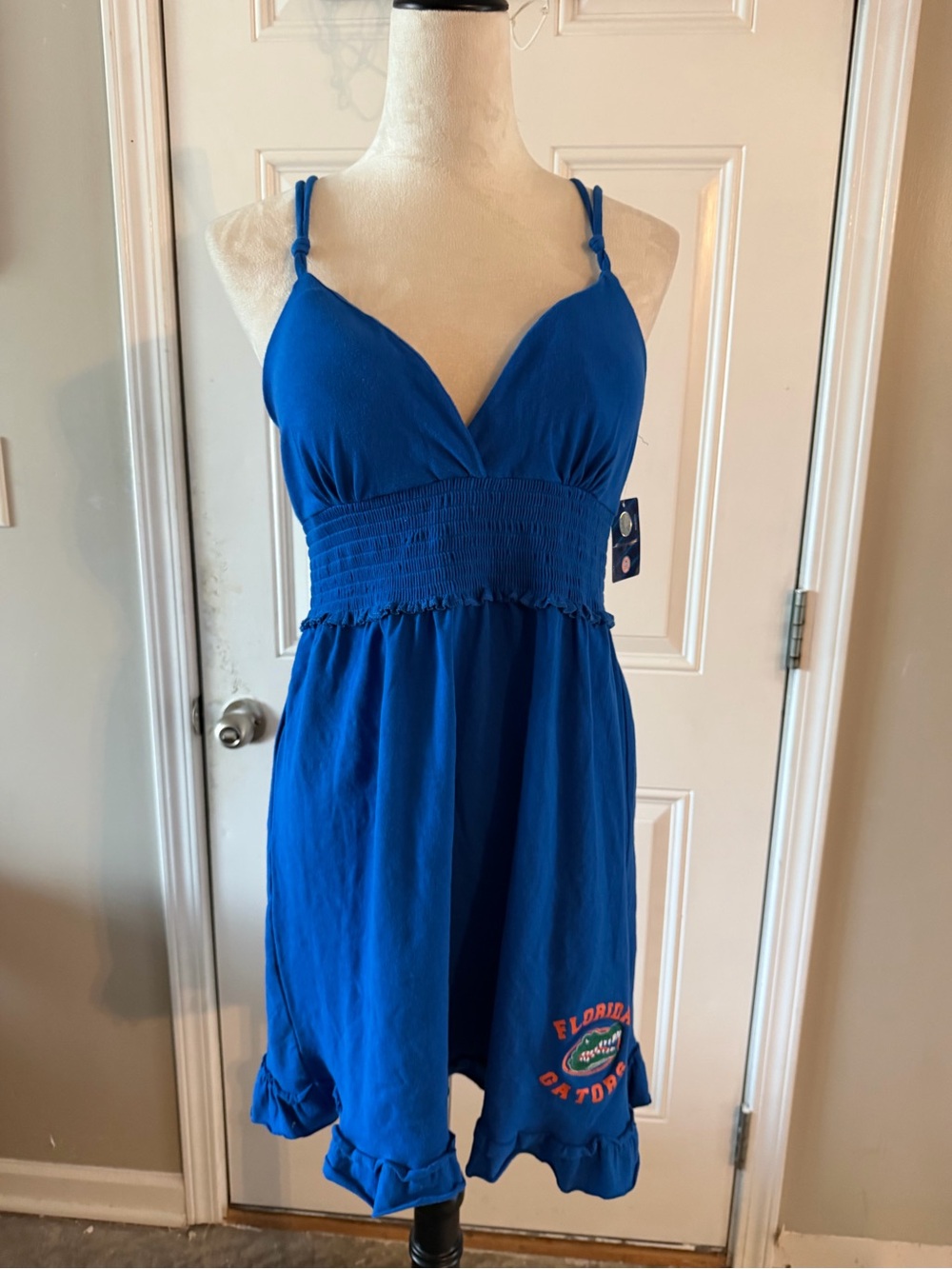 E5 College Classics Florida Gators spaghetti strap smocked dress women’s size L